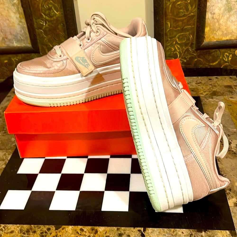 Nike Vandal 2K Platform Sneakers